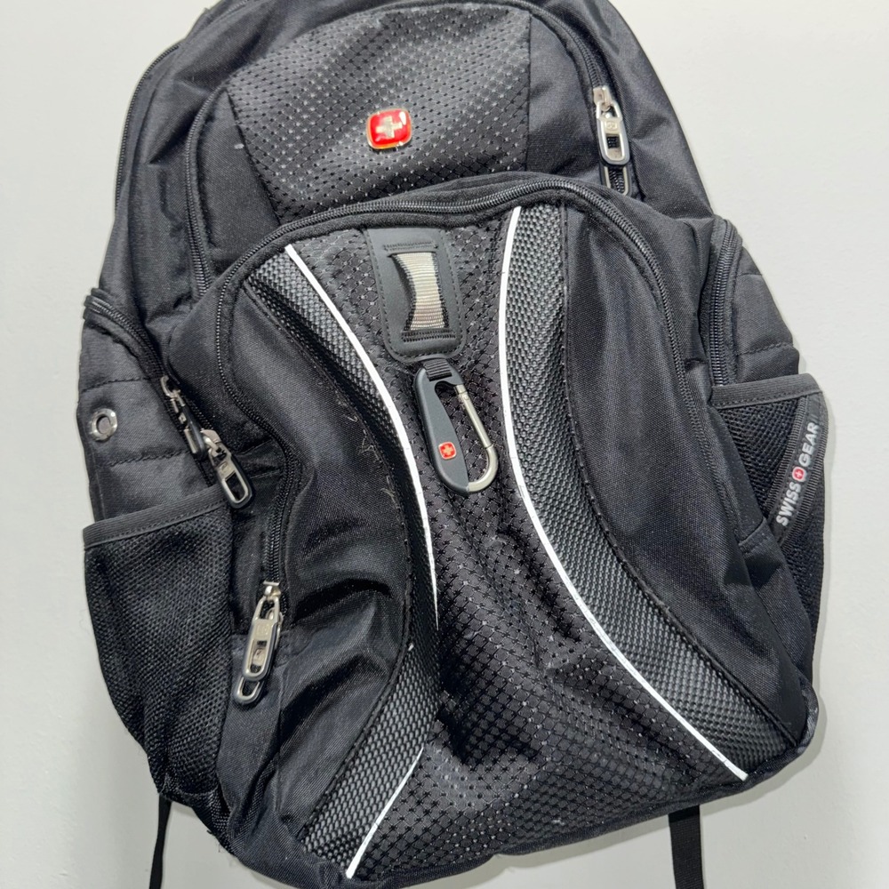 SWISSGEAR 1900 ScanSmart Laptop Backpack Black TSA Travel Business Computer Bag